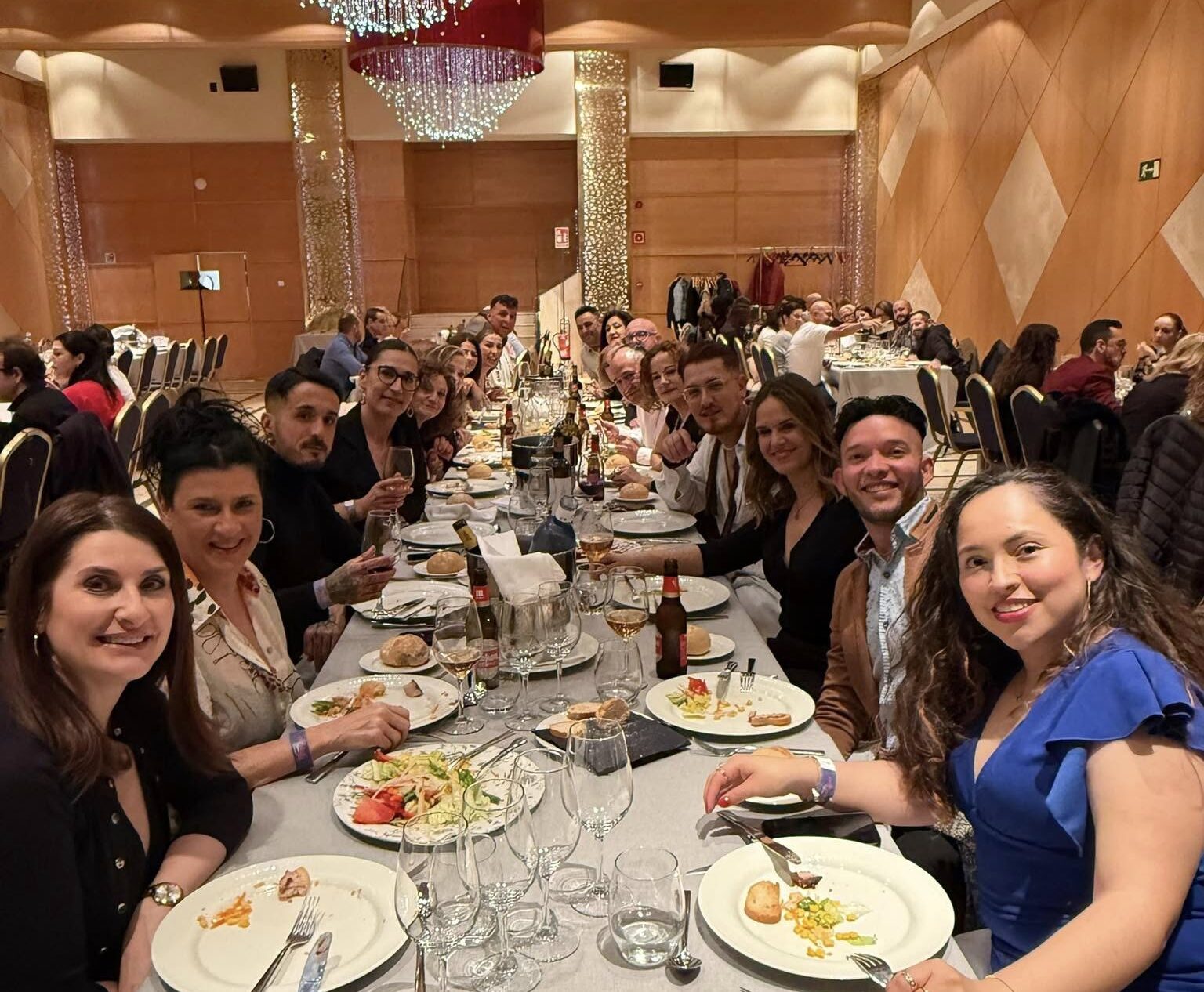 SERVICIOS Y PROMOCIONES